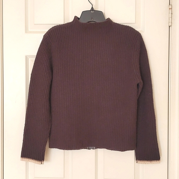 Woman's full zip and 1" neck cardigan sweater with multi color front design. - Picture 2 of 5